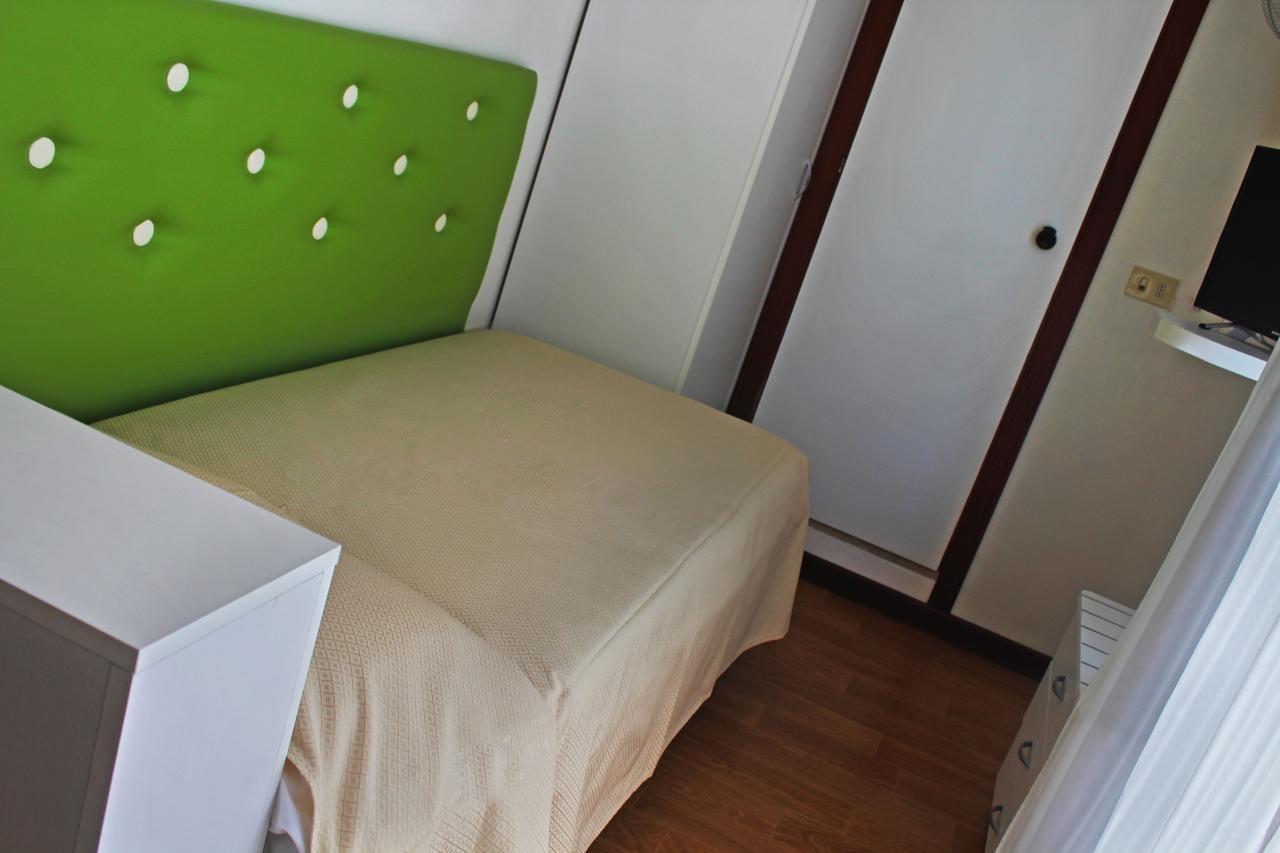 Hotel Lungomare Cattolica Kültér fotó
