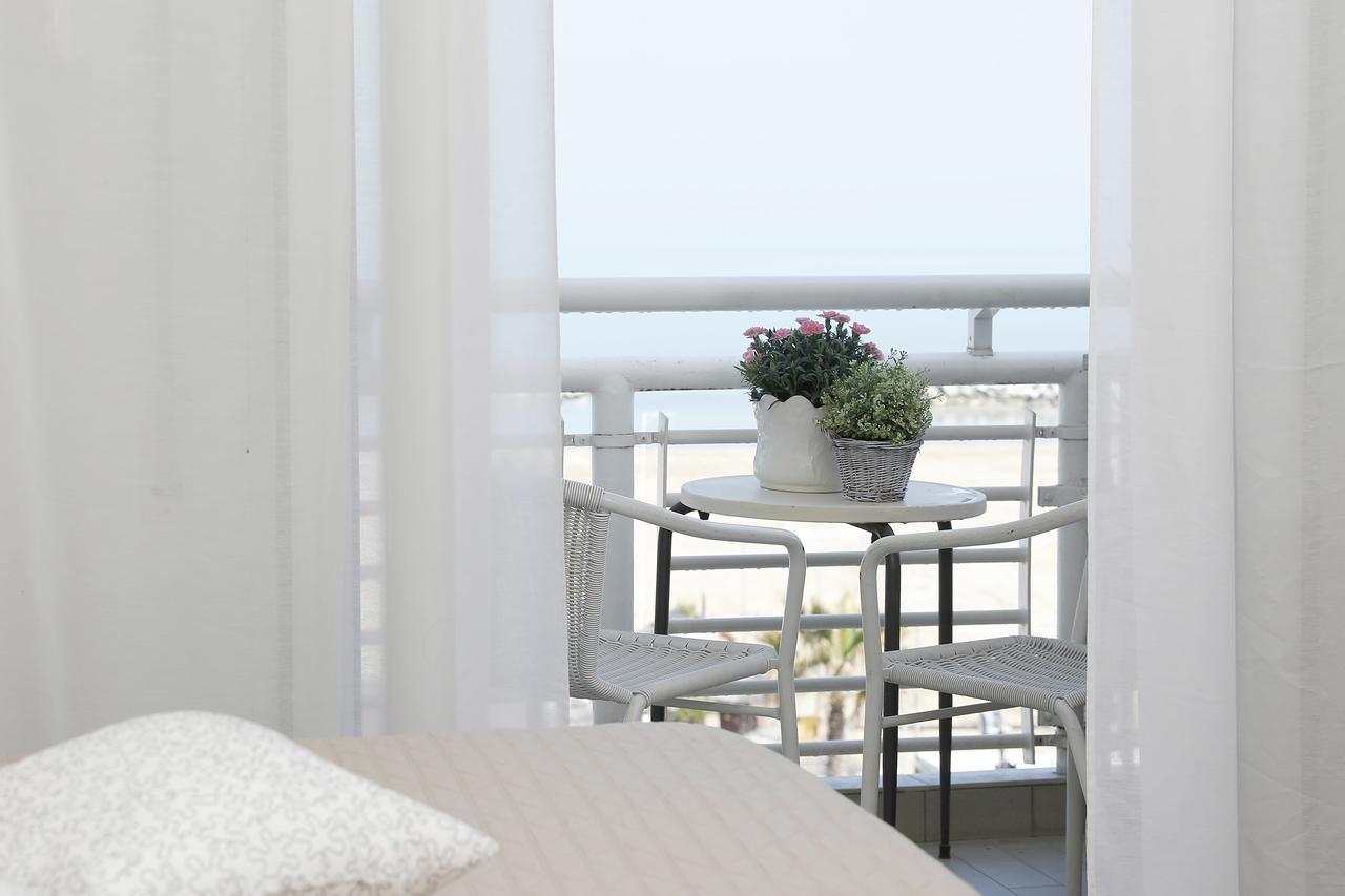 Hotel Lungomare Cattolica Kültér fotó