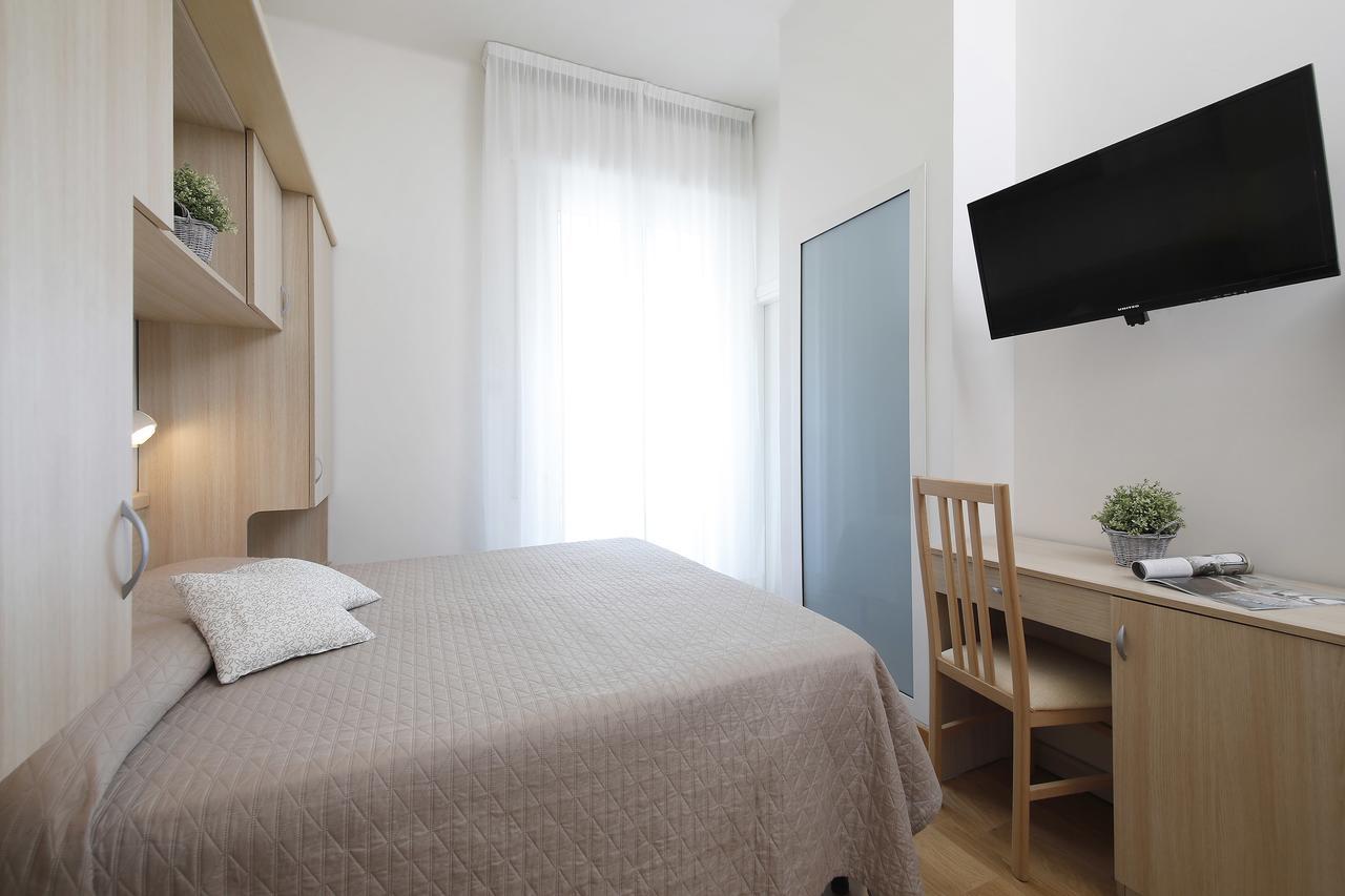 Hotel Lungomare Cattolica Kültér fotó